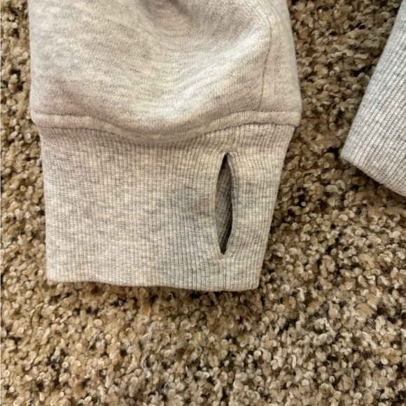 Lululemon Scuba - Picture 4 of 8